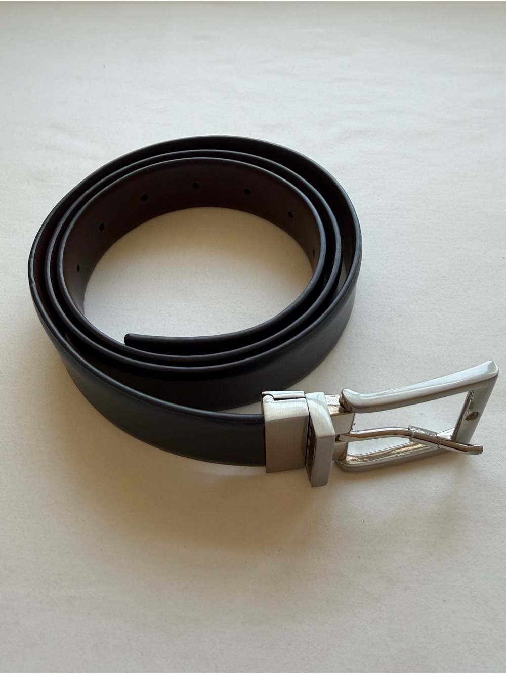 Men's Black Dress Belt With Silver Buckle Unbranded Size 40